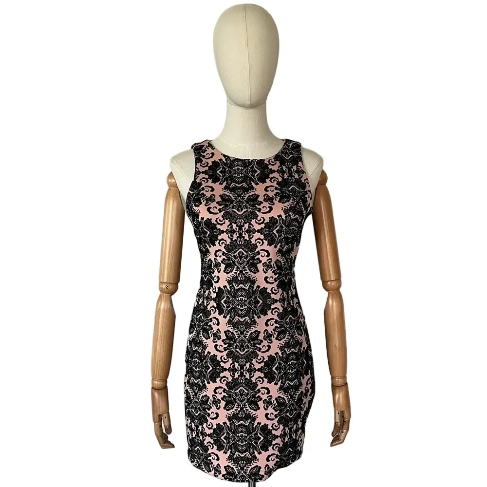 Honey and Rosie Sheath Dress Pink and Black Textured Lace S